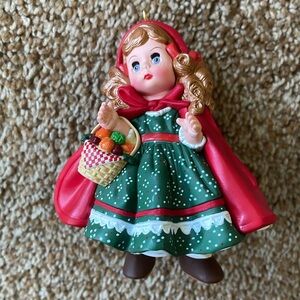 VTG Hallmark Madame Alexander little red riding hood 1997 Christmas ornament